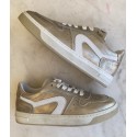 Hip sneaker