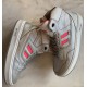 Hip sneaker