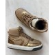 Hip sneaker gold