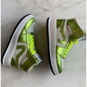 Hip sneaker