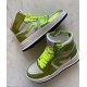 Hip sneaker