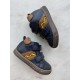 Lunella sneaker