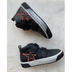 Lunella sneaker