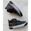 Lunella sneaker