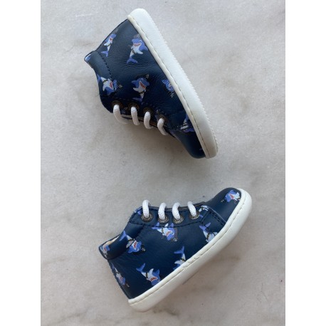 Lunella sneaker