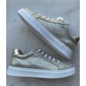 Lunella sneaker