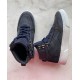 Hip sneaker