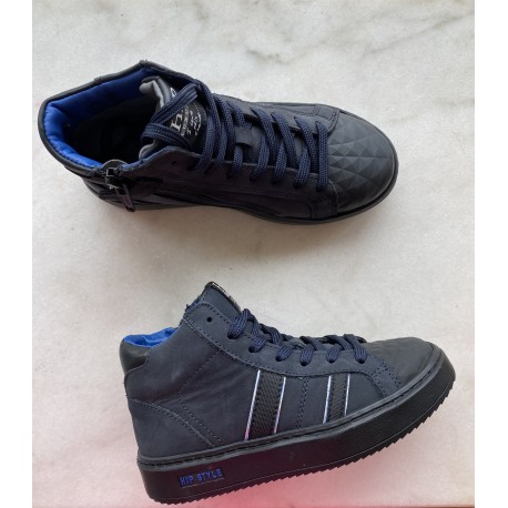 Hip sneaker