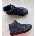 Hip sneaker