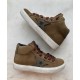 Hip sneaker
