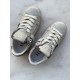 Hip sneaker