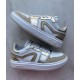 Hip sneaker