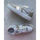 Hip sneaker